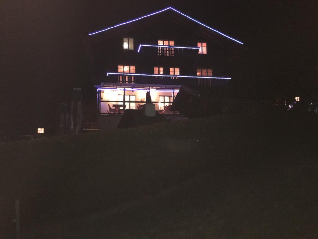 Hotel Haus Muehlebach Ernen Exteriör bild