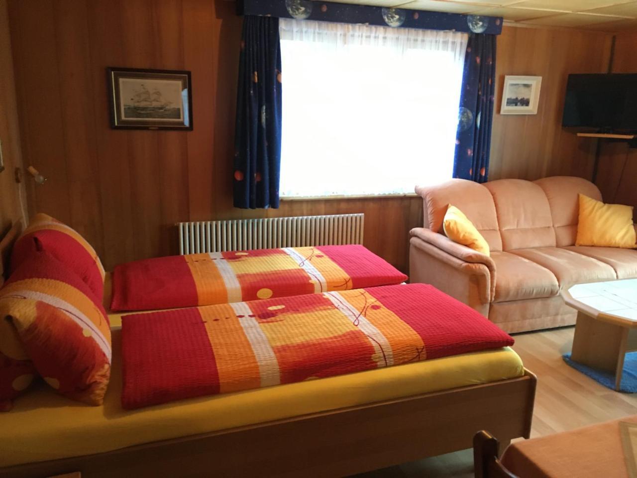 Hotel Haus Muehlebach Ernen Exteriör bild