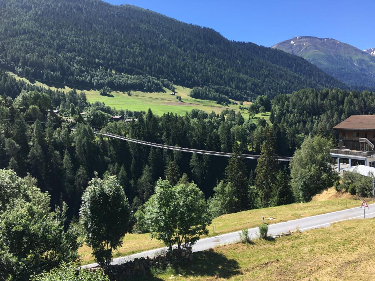 Hotel Haus Muehlebach Ernen Exteriör bild